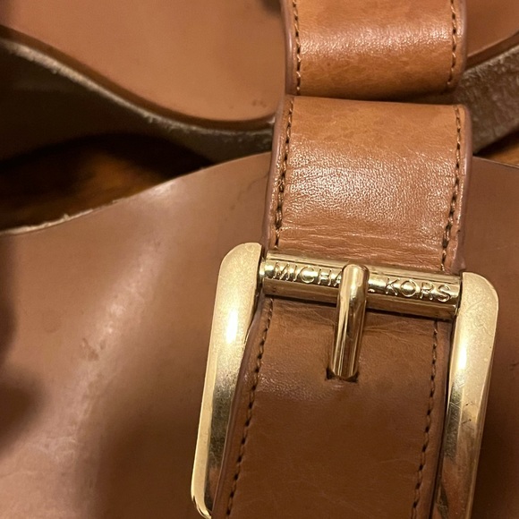 Genuine Leather Michael Kors Wedge - Picture 5 of 6